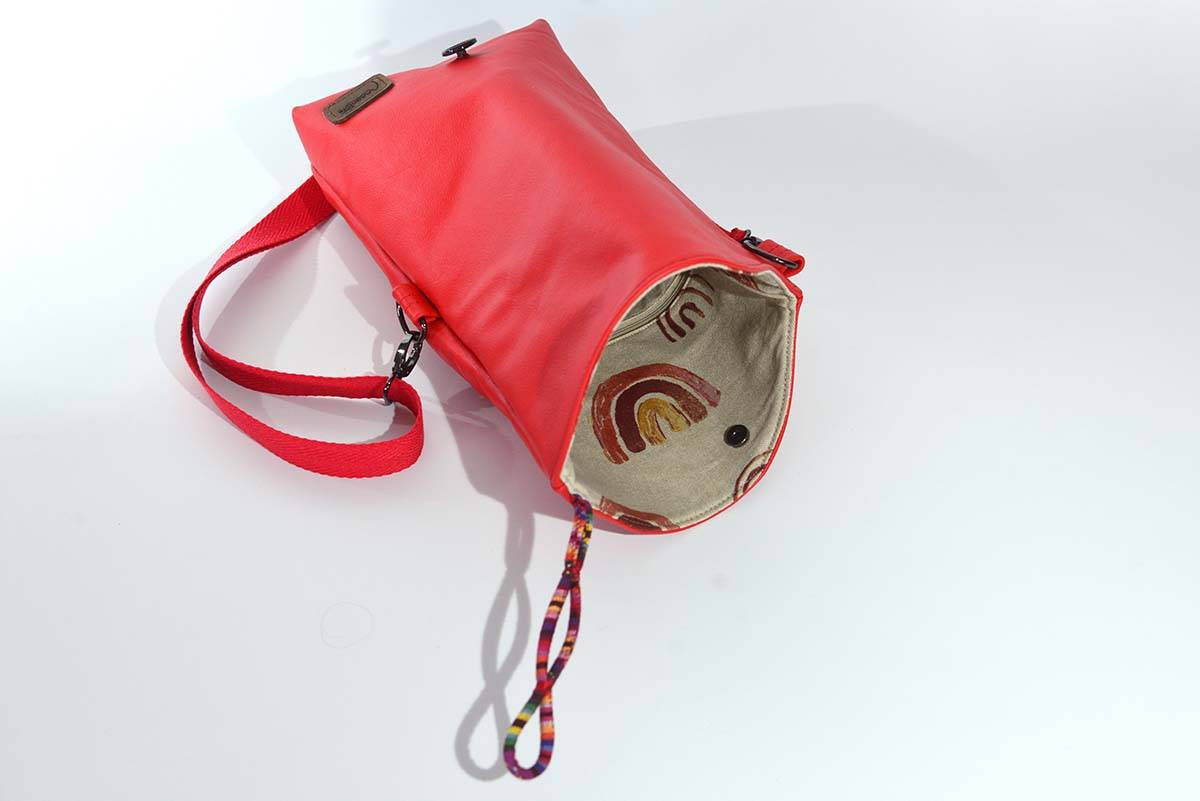 Ledertasche Modell Sam blando mohnrot