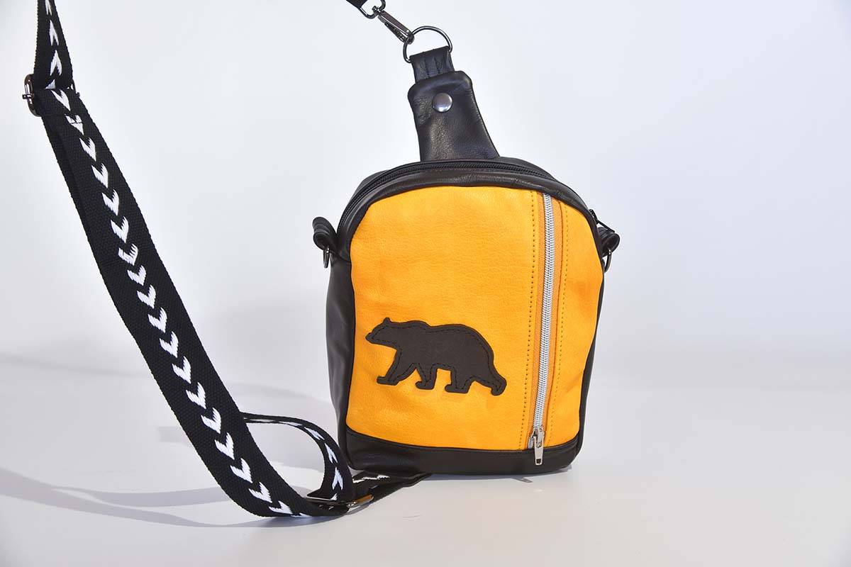 Ledertasche Modell Adrian gelb, schwarz