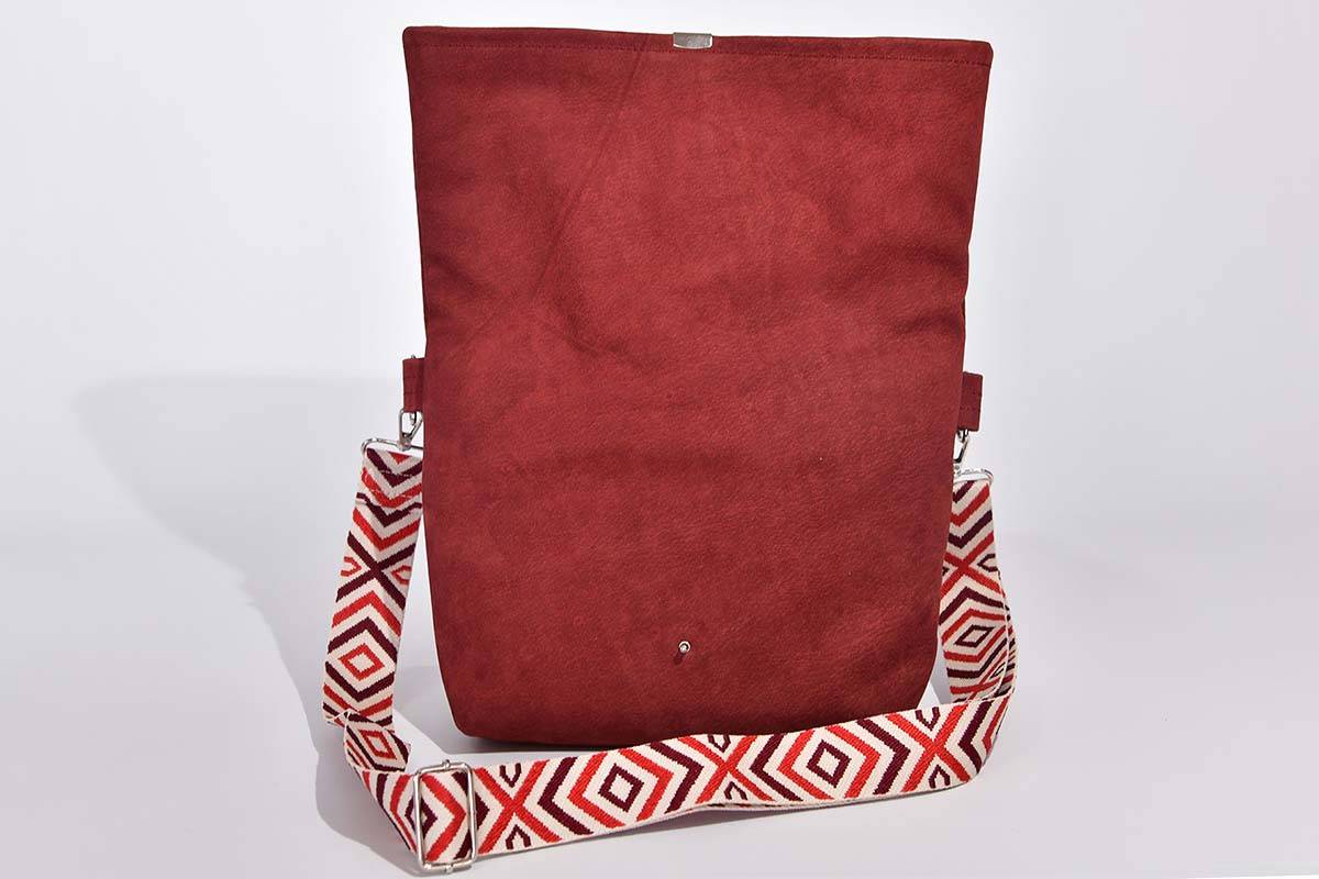 Ledertasche Modell Sam M bordeaux