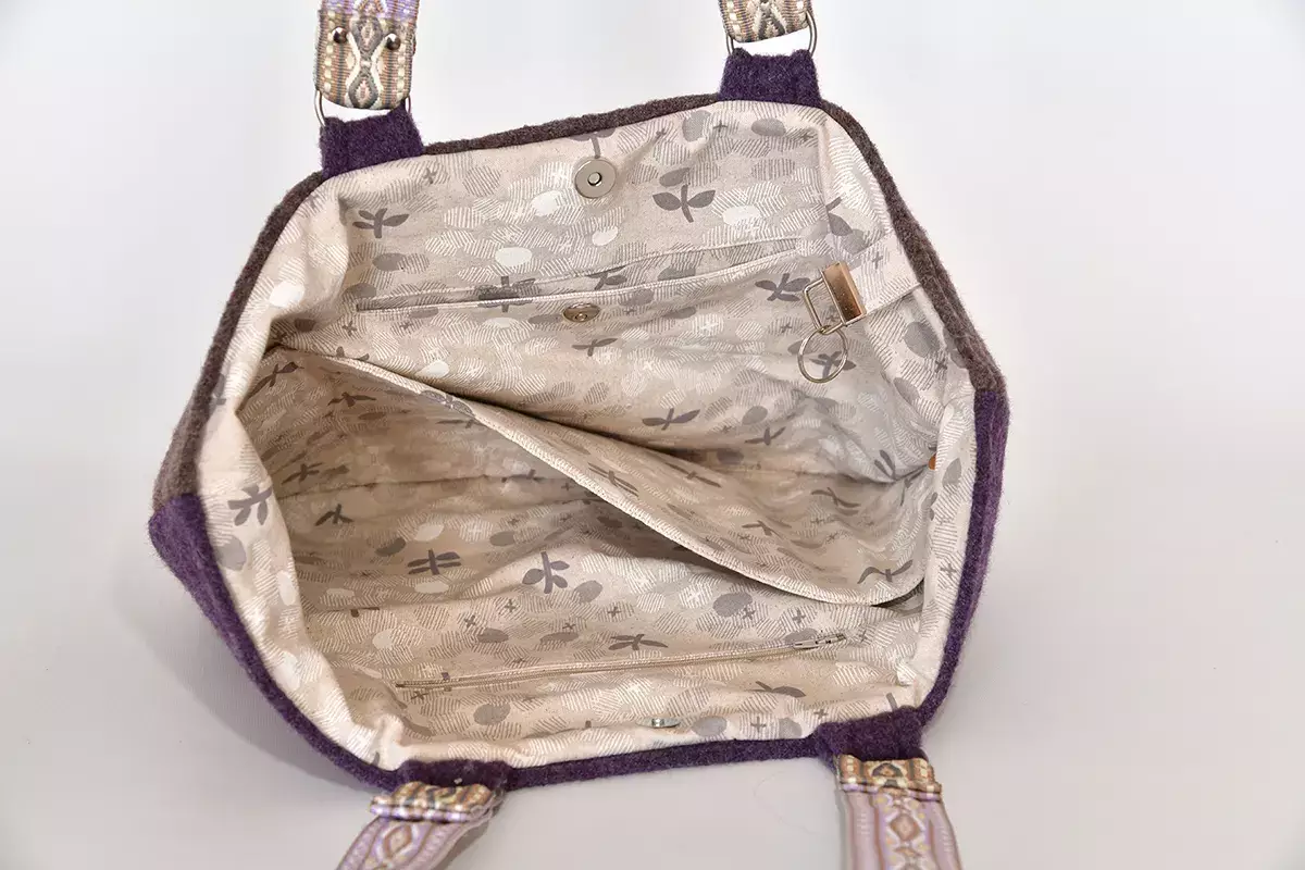 Shopper Sarah S in grauerm und violettem Walkloden Schurwolle