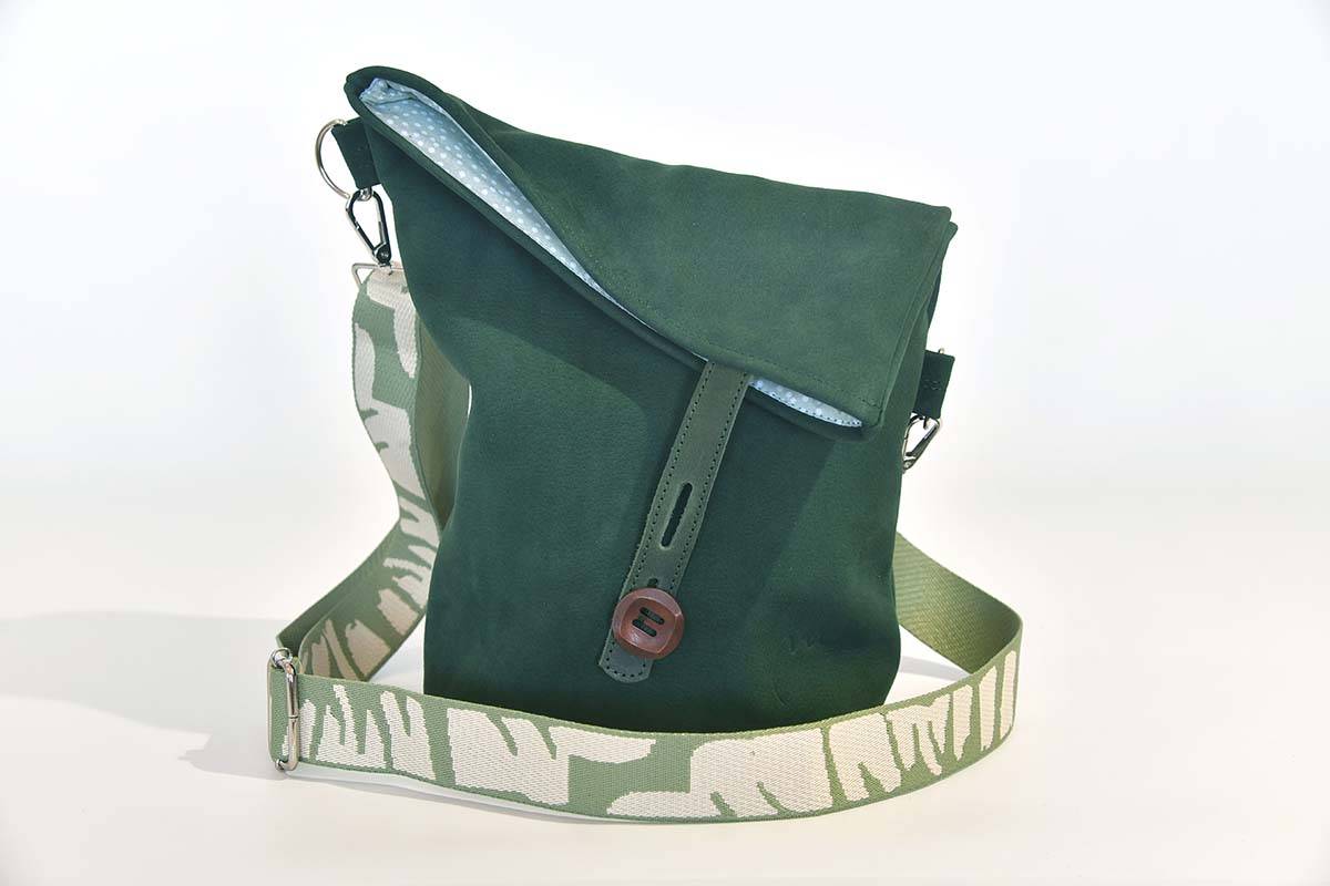Ledertasche Modell Sam dia tannengrün