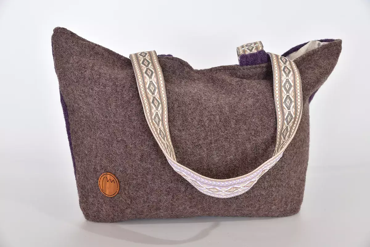 Shopper Sarah S in grauerm und violettem Walkloden Schurwolle