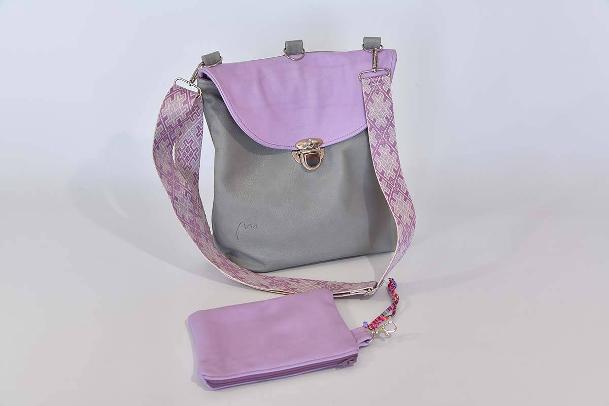 Rucksack Ainoha M hellgrau helllila