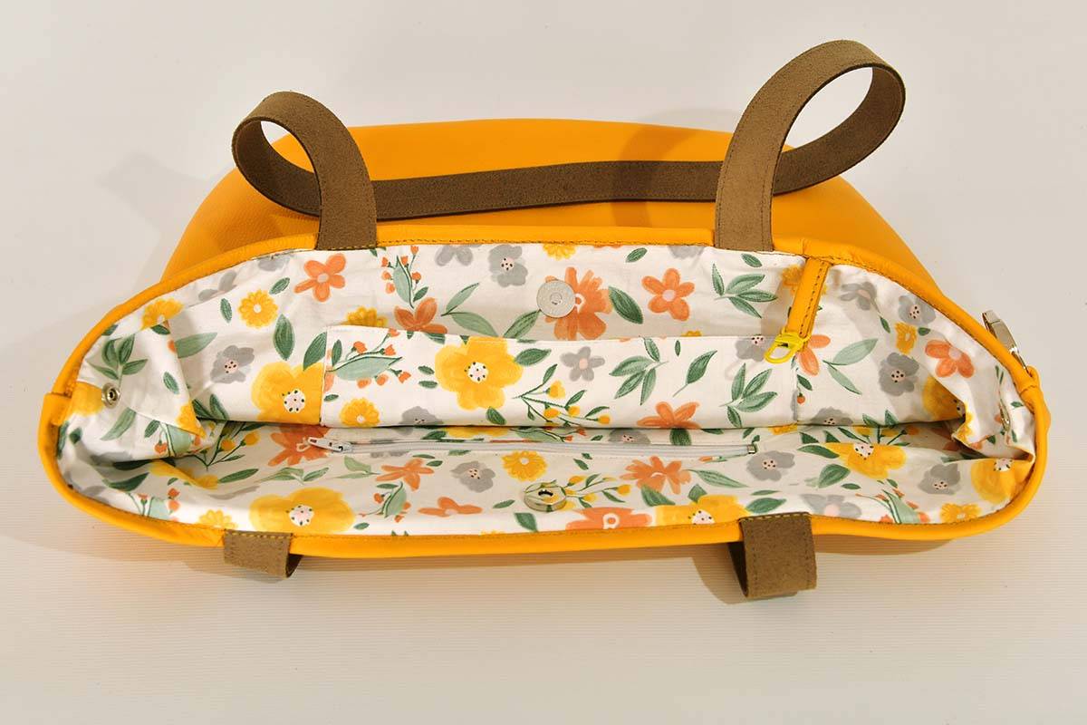 Ledertasche Modell Sarah sonnengelb