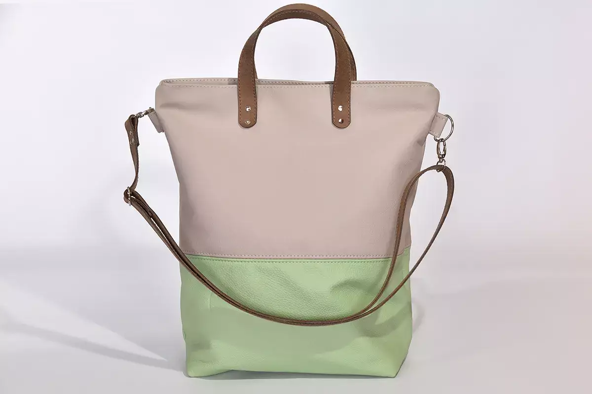 Handgefertigte Ledertasche Mira L mint grau
