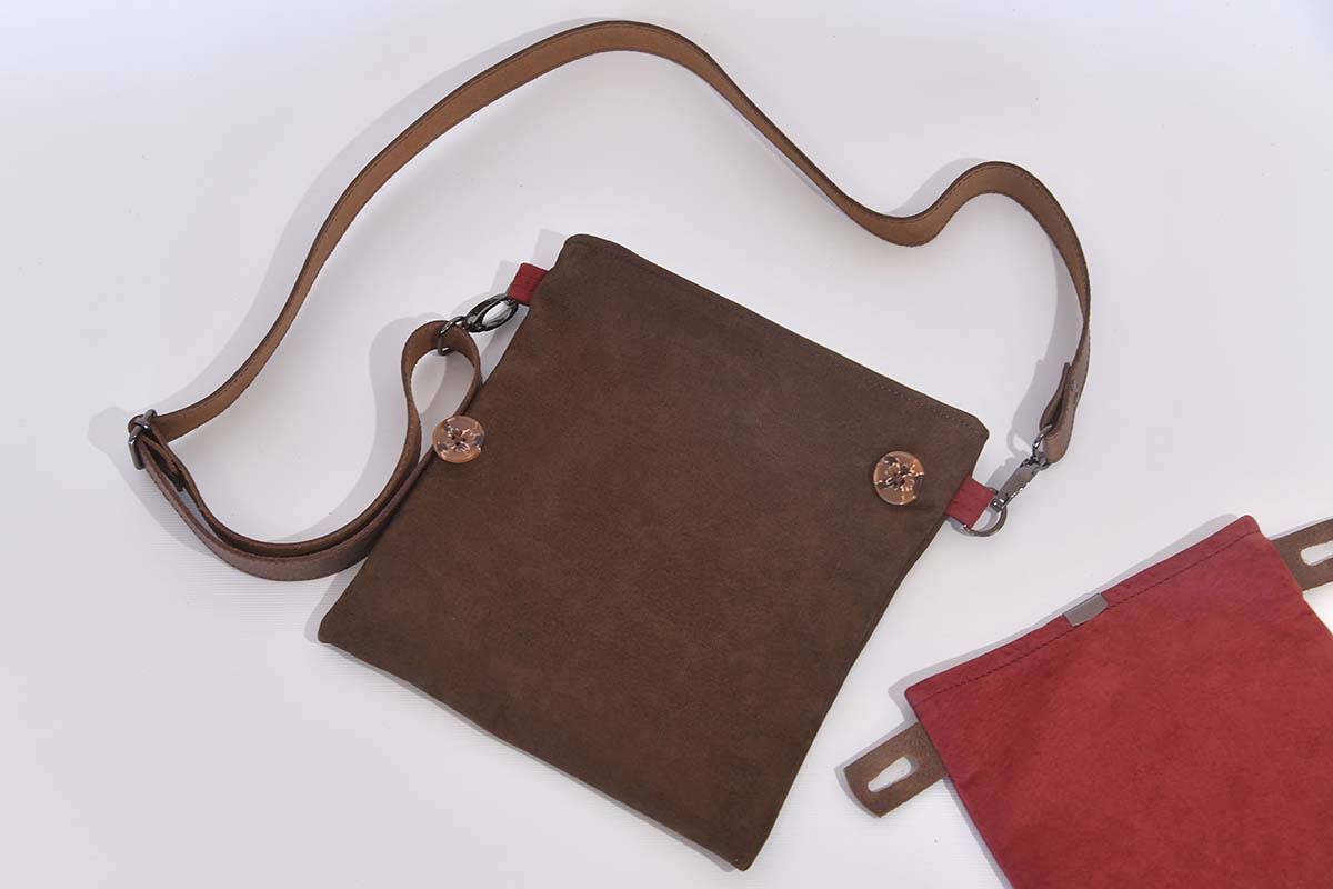 Ledertasche Ben dia dunkelbraun / weinrot