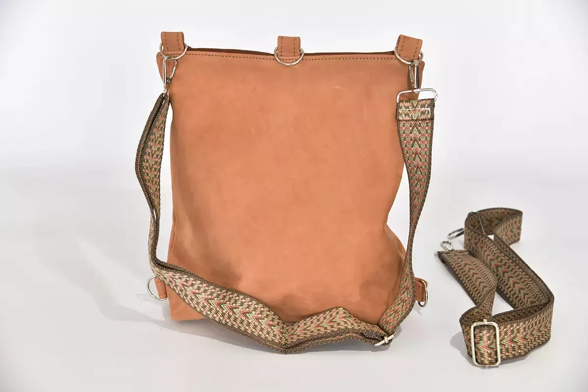 Lederrucksack Ainhoa M hellbraun und dunkelbraun