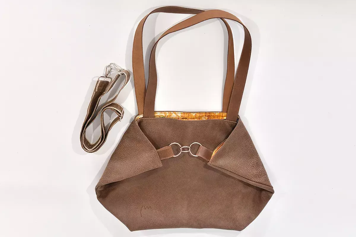 Handgefertigte Ledertasche Sarah Playa kastanienbraun