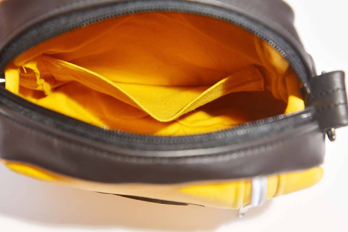 Ledertasche Modell Adrian gelb, schwarz