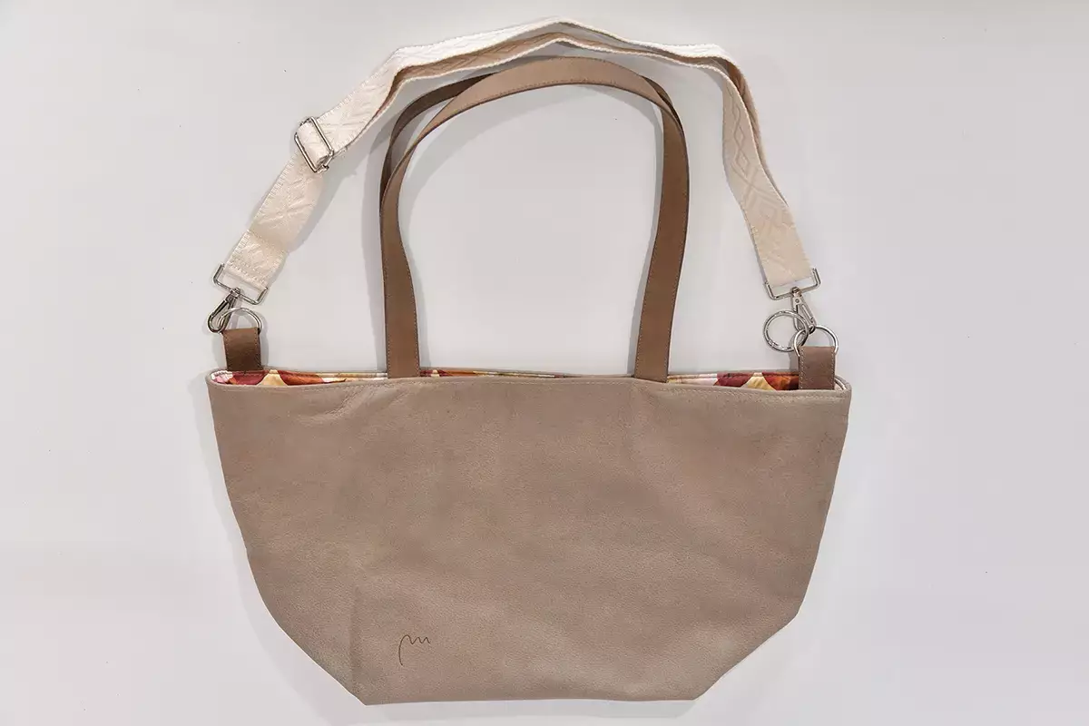 Handgefertigte Ledertasche Sarah Playa babyelefantengrau