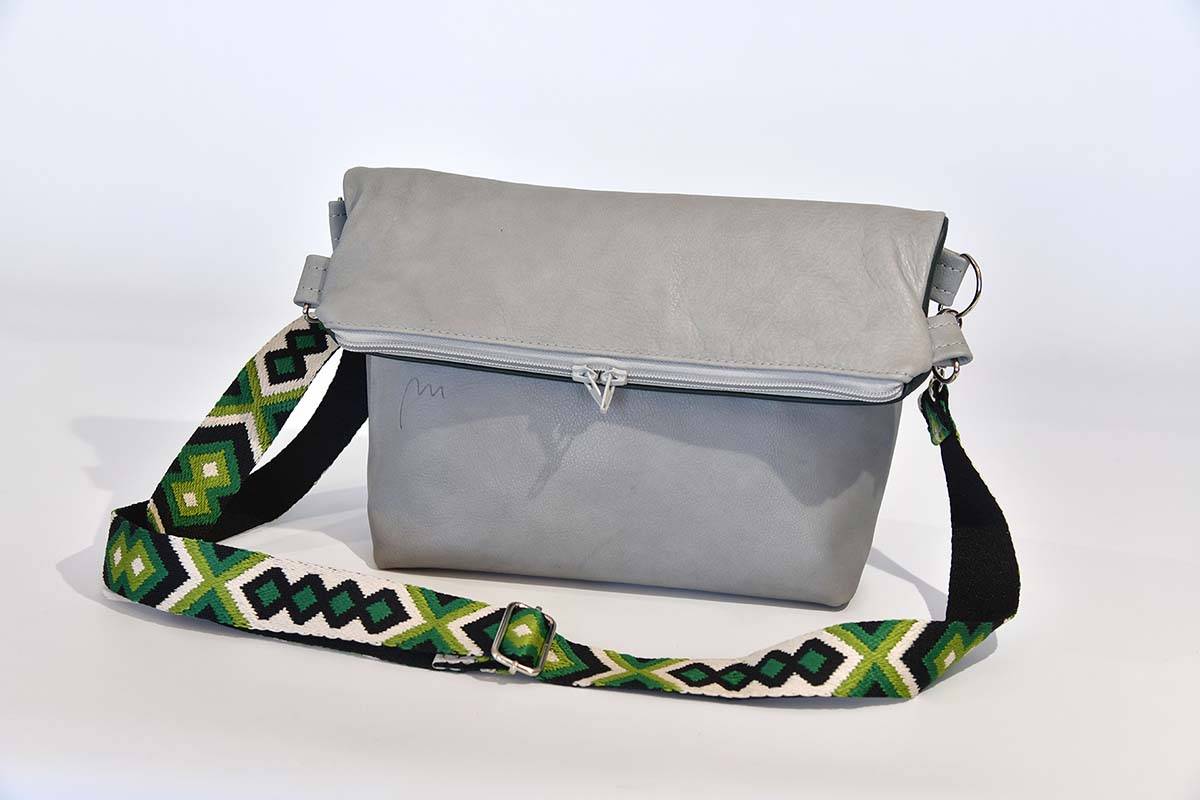 Schultertasche Sam flex Rindsleder grau und dunkelgrün