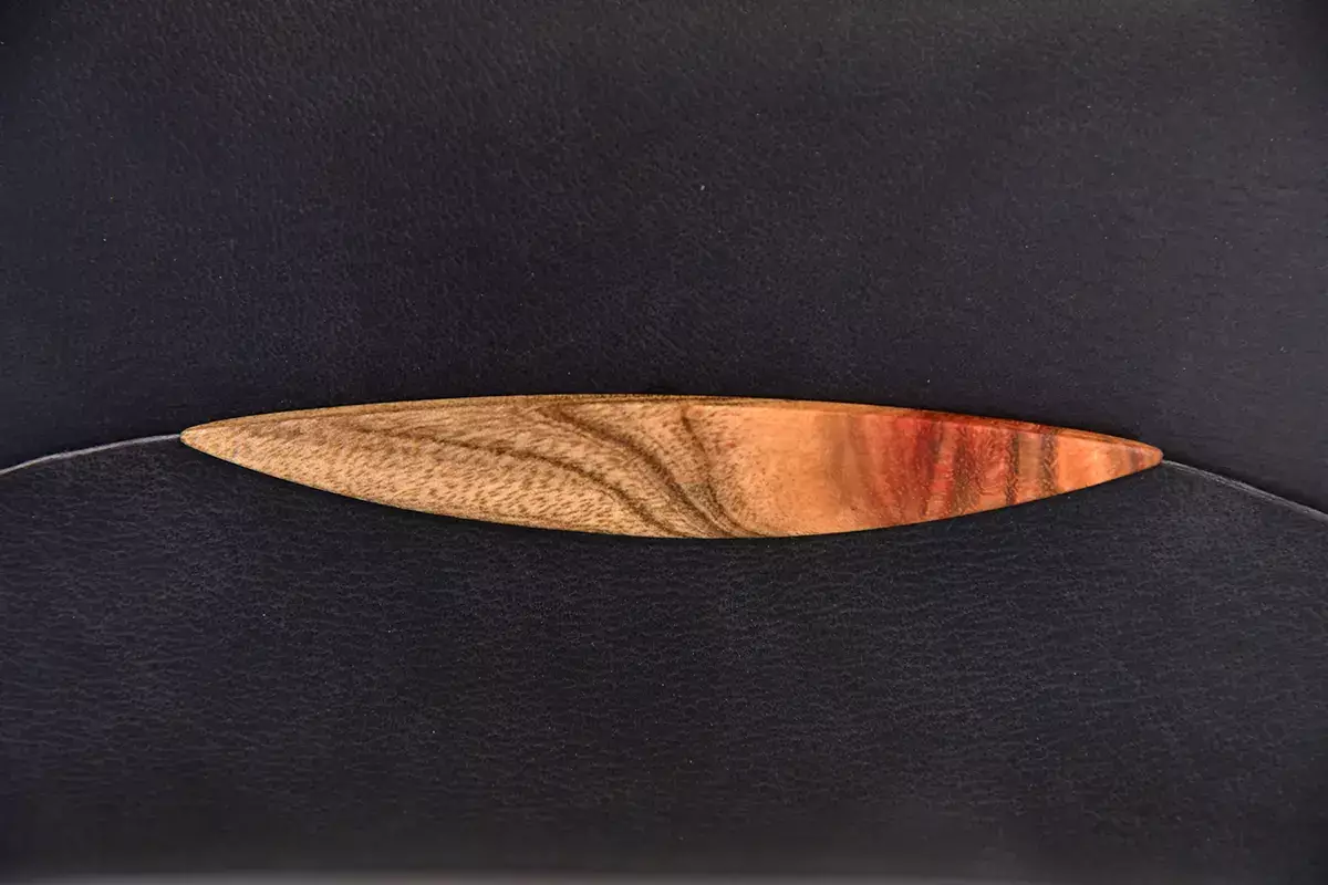 Holz-Ledertasche Modell Jenny S schwarzblau, Johannisbrotbaumholz