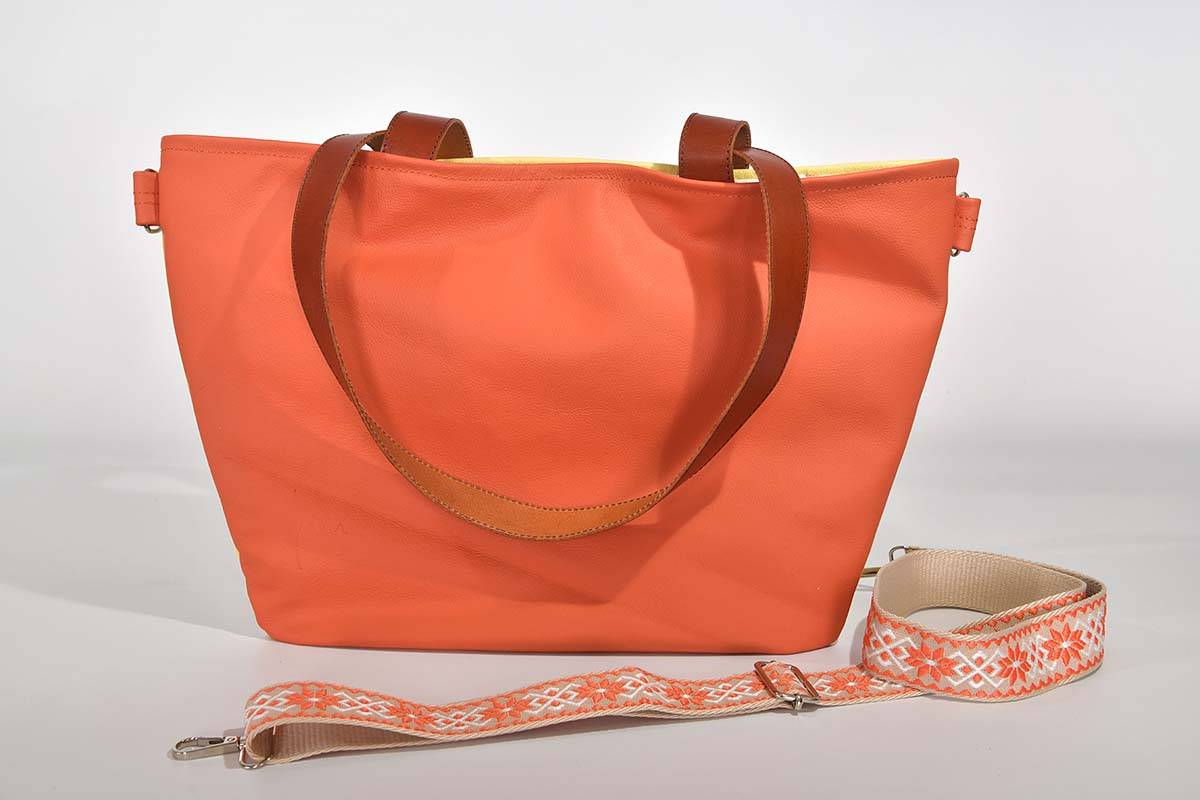 Ledertasche Modell Sarah hellgelb und orange