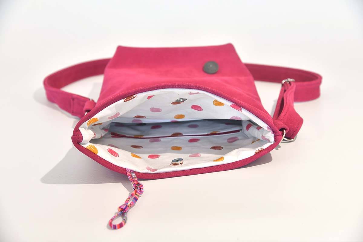 Ledertasche Modell Sam dia Himbeere dunkel