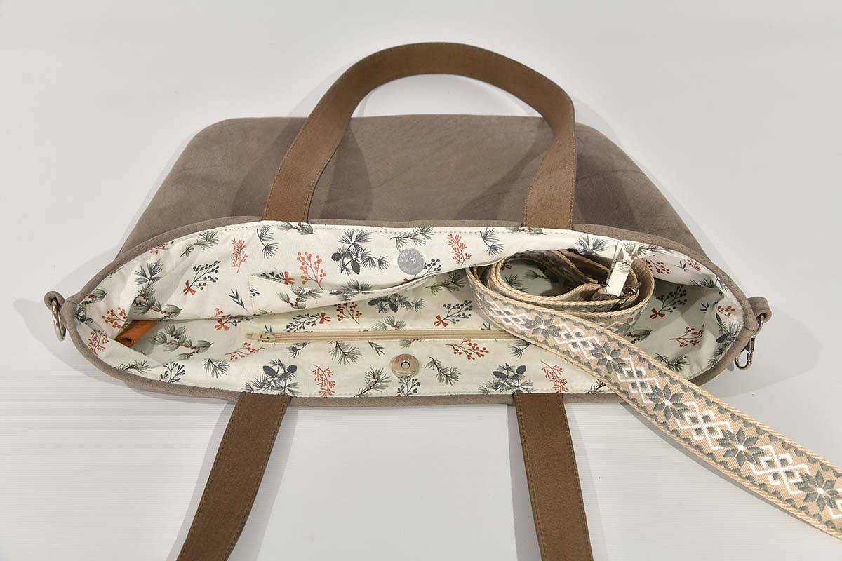 Ledertasche Modell Sarah babyelefantengrau