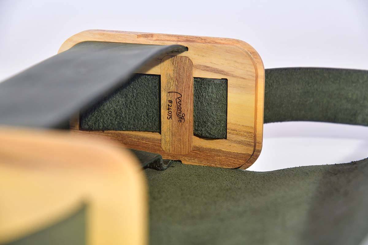 Holz-Ledertasche Modell Timo S Orangenholz, Wasserbüffel-Dickleder tannengrün