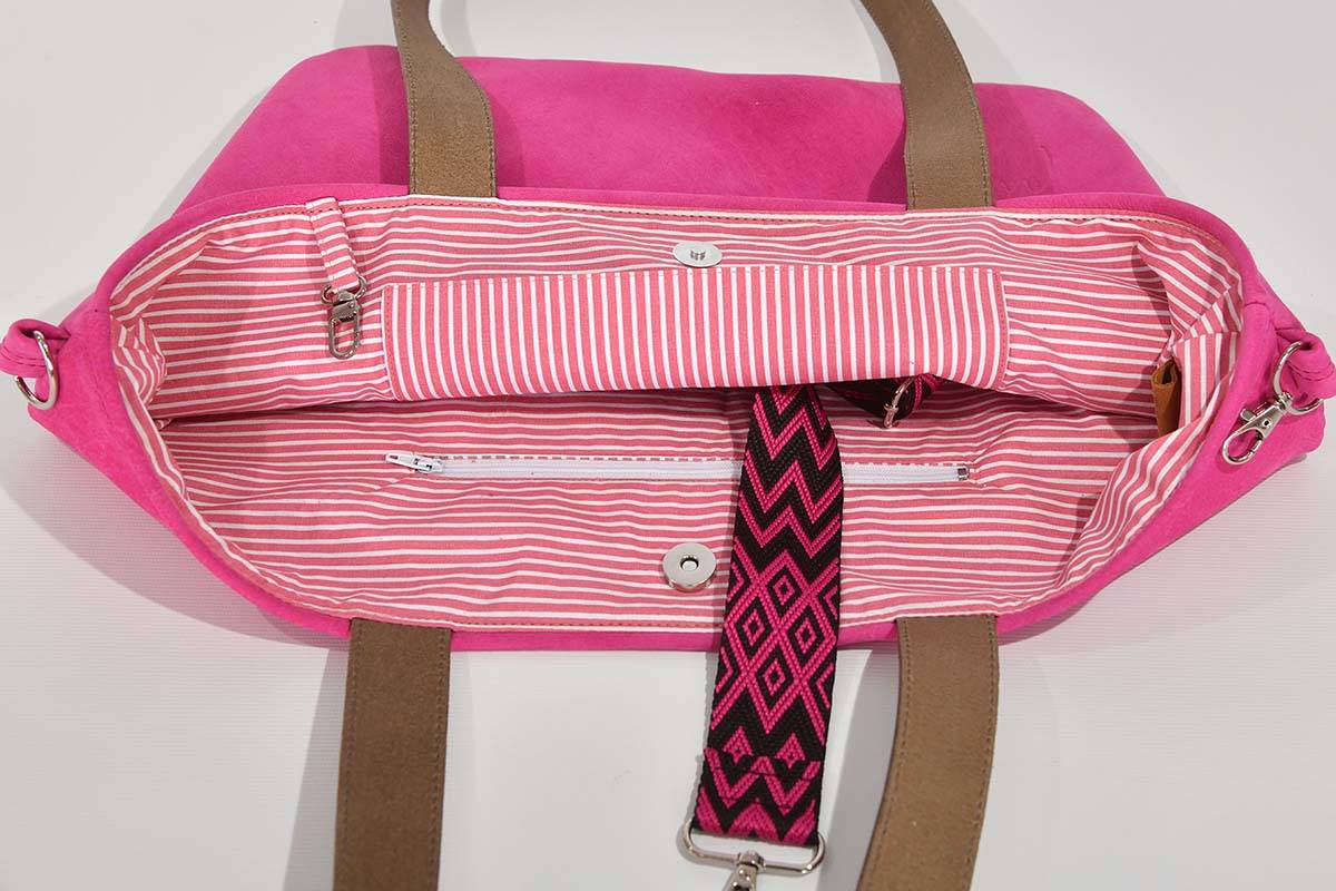 Ledertasche Modell Sarah in hellem himbeer