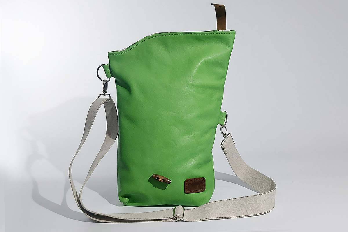 Ledertasche Modell Sam blando apfelgrün