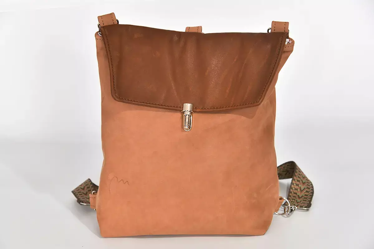Lederrucksack Ainhoa M hellbraun und dunkelbraun