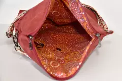 handgefertigte-ledertasche-bordeaux_26014_Sam_flex_05