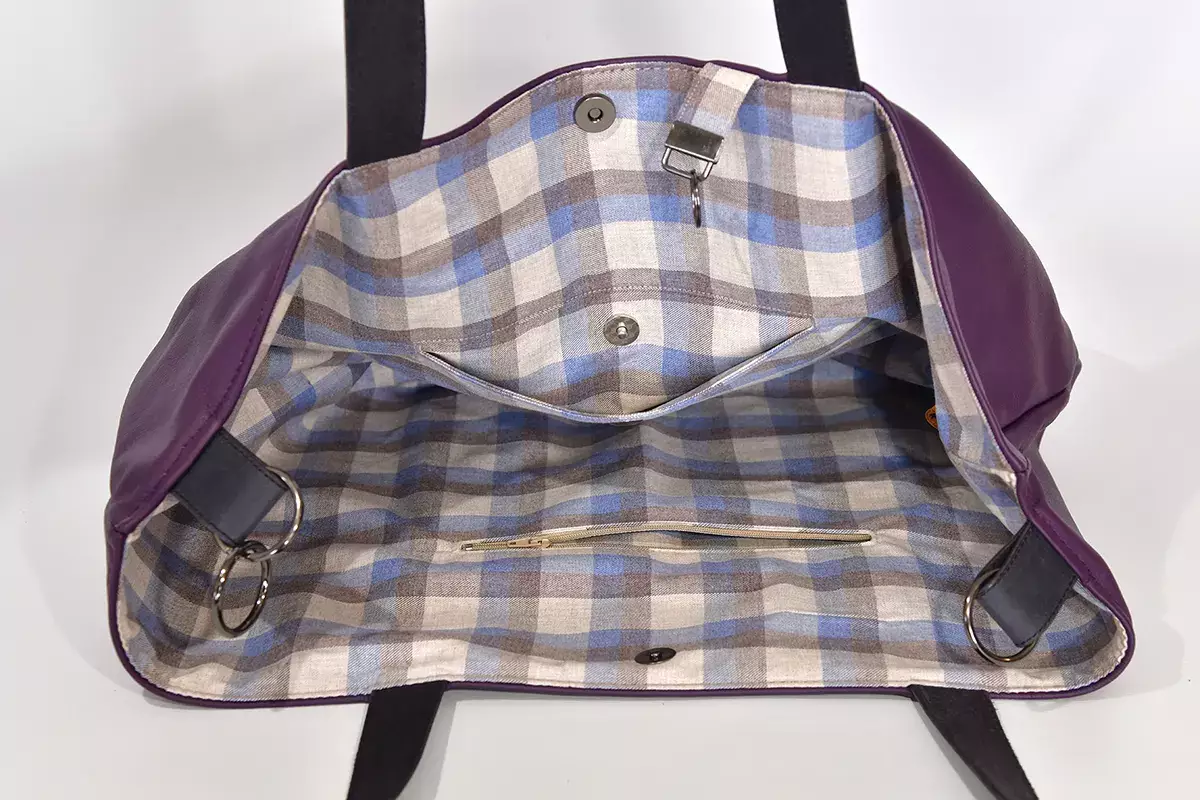 Handgefertigte Ledertasche Sarah Playa violett