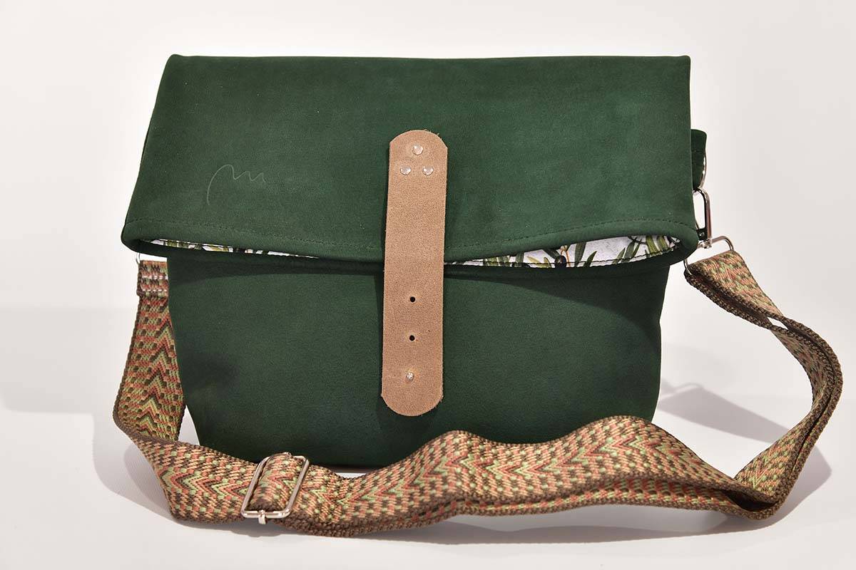 Ledertasche Modell Sam M tannengrün