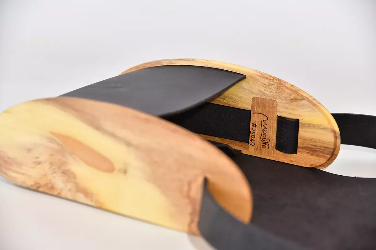 Holz-Ledertasche Blago M schwarzblau Orangenholz